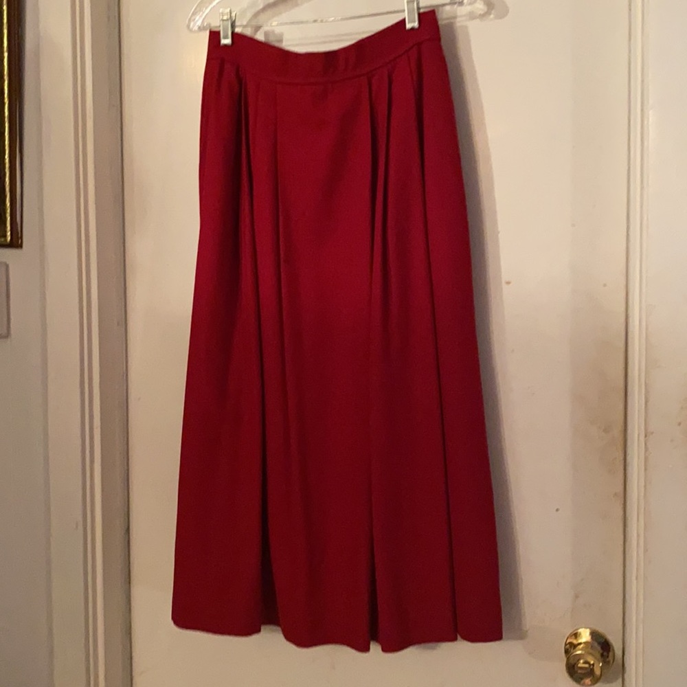 Red suit set - Picture 2 of 5
